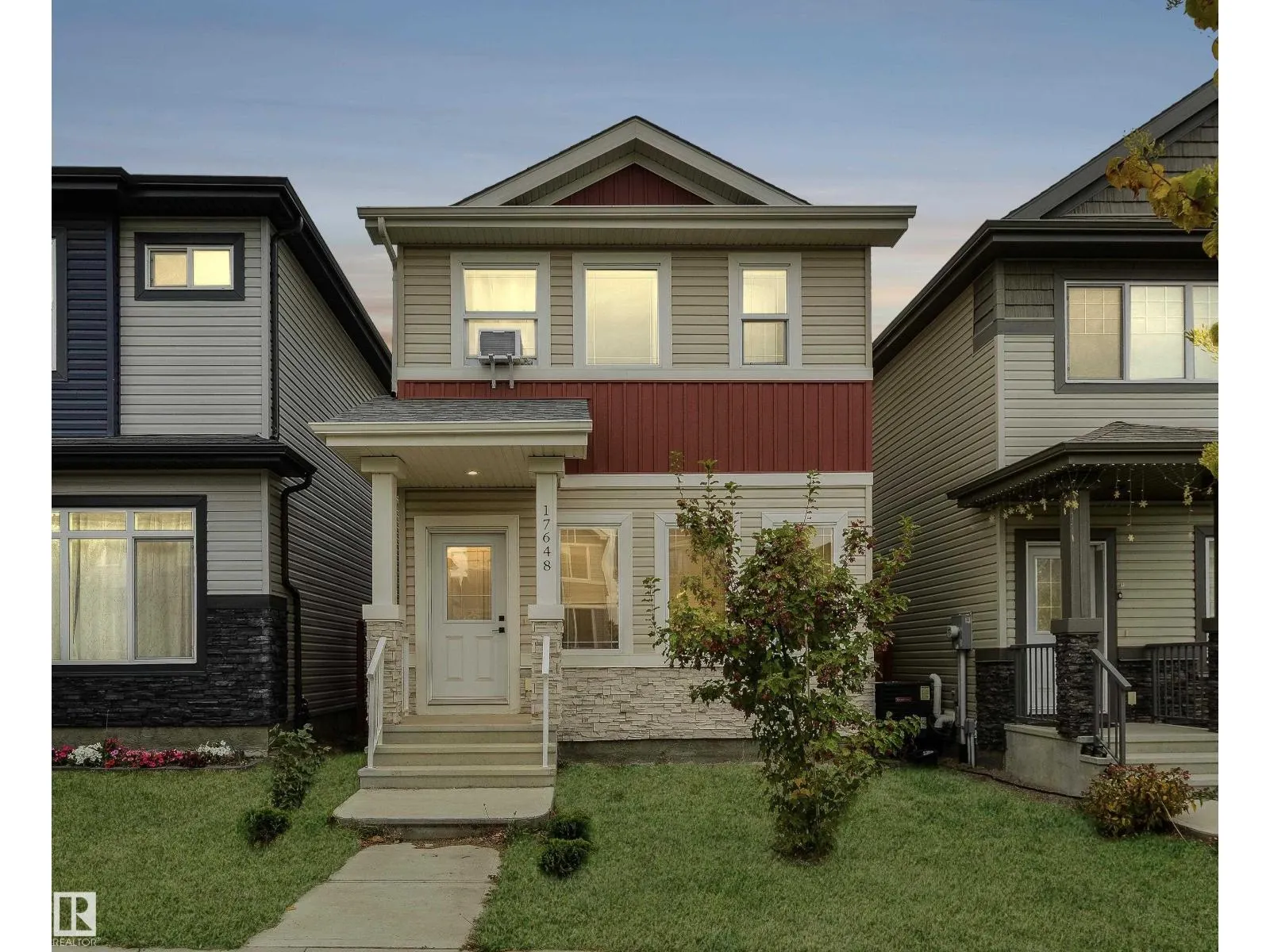 17648 62 ST NW