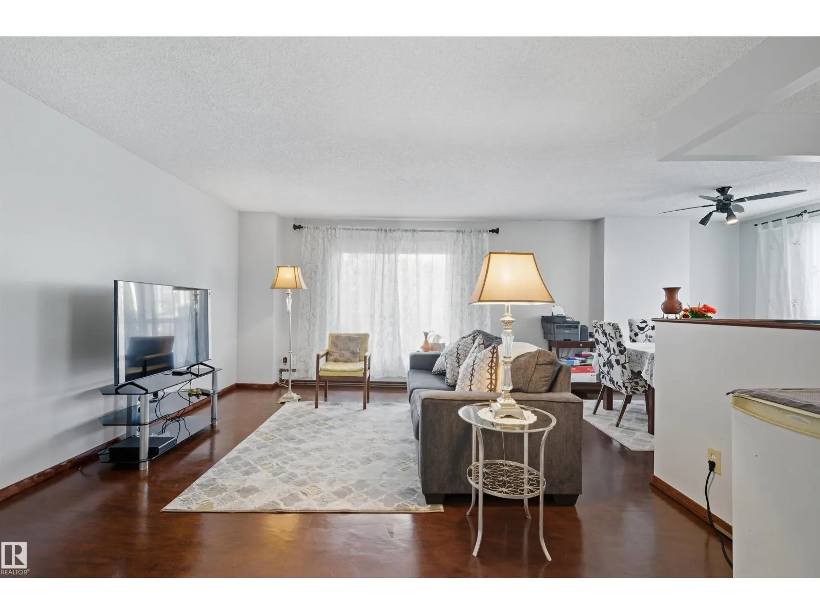 #602 9929 113 ST NW