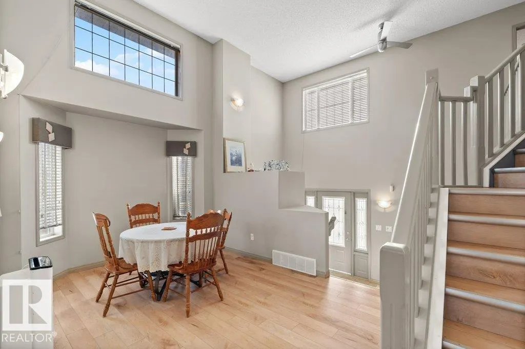 389 HEATH RD NW