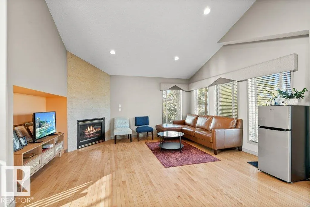 389 HEATH RD NW