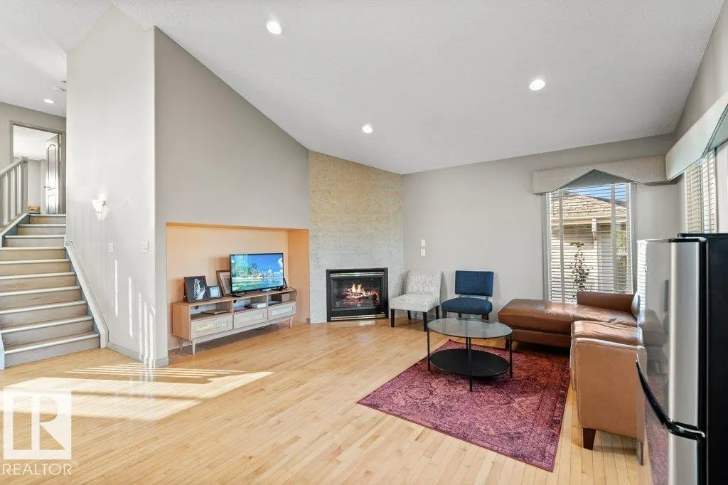 389 HEATH RD NW