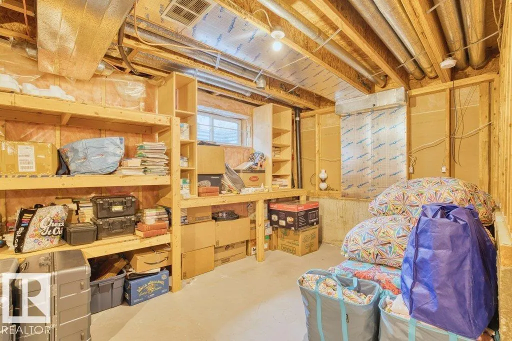 389 HEATH RD NW