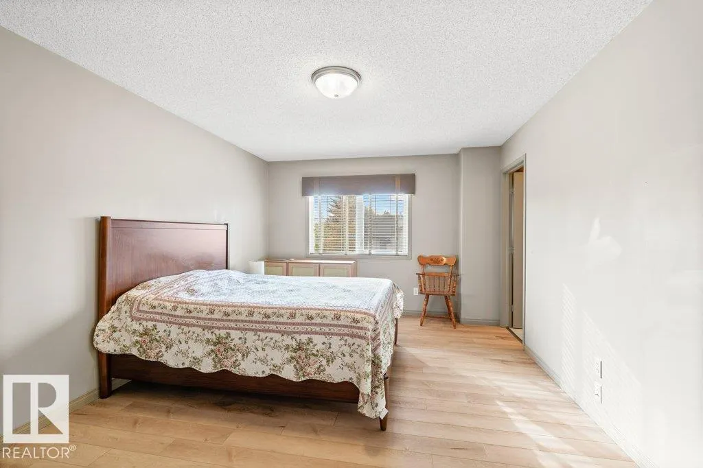 389 HEATH RD NW
