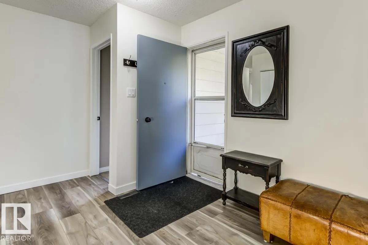 67 CORINTHIA DR