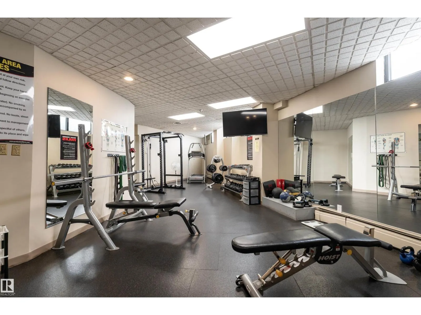 #508 10045 117 ST NW