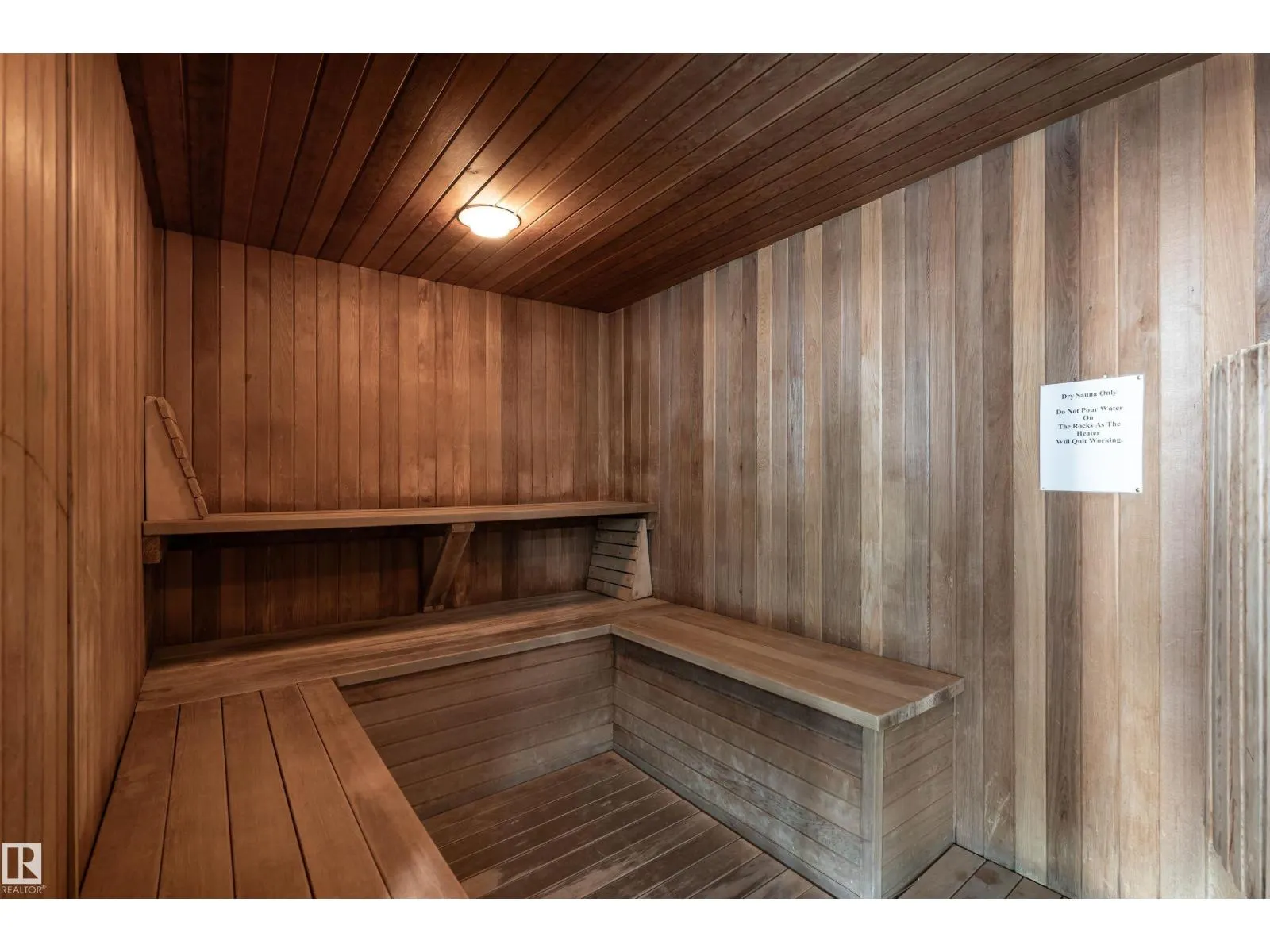 #508 10045 117 ST NW