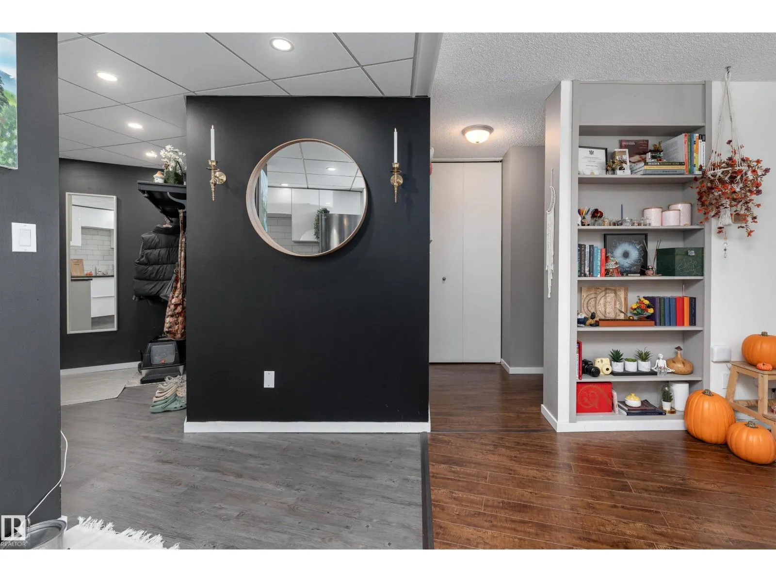 #508 10045 117 ST NW