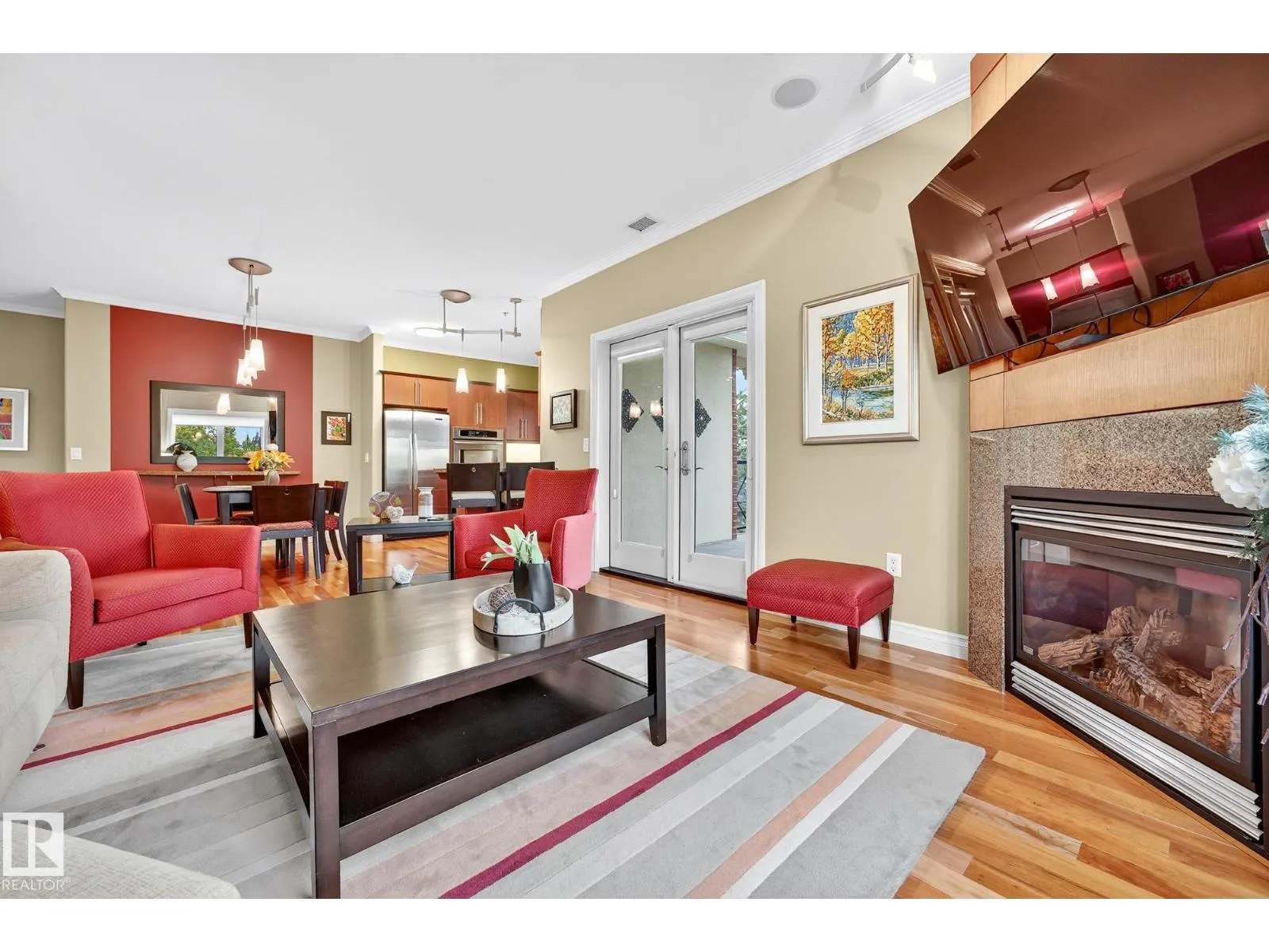 #406 14205 96 AV NW