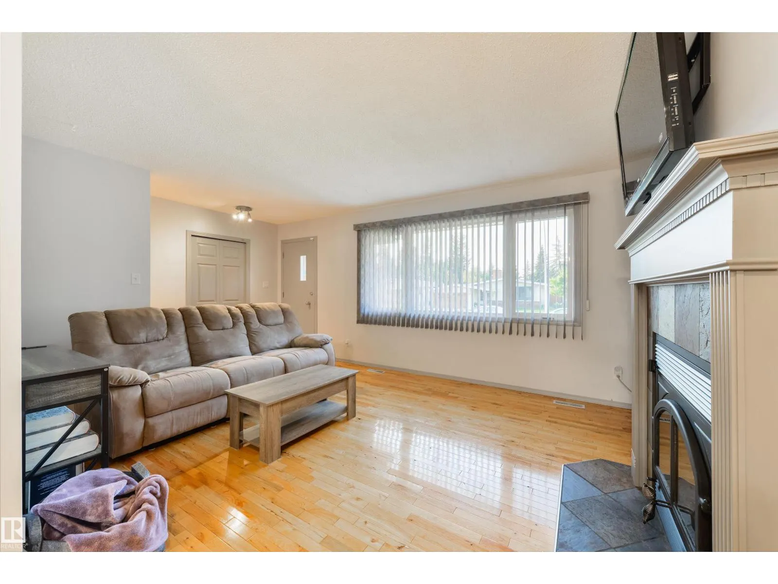 10524 35 AV NW