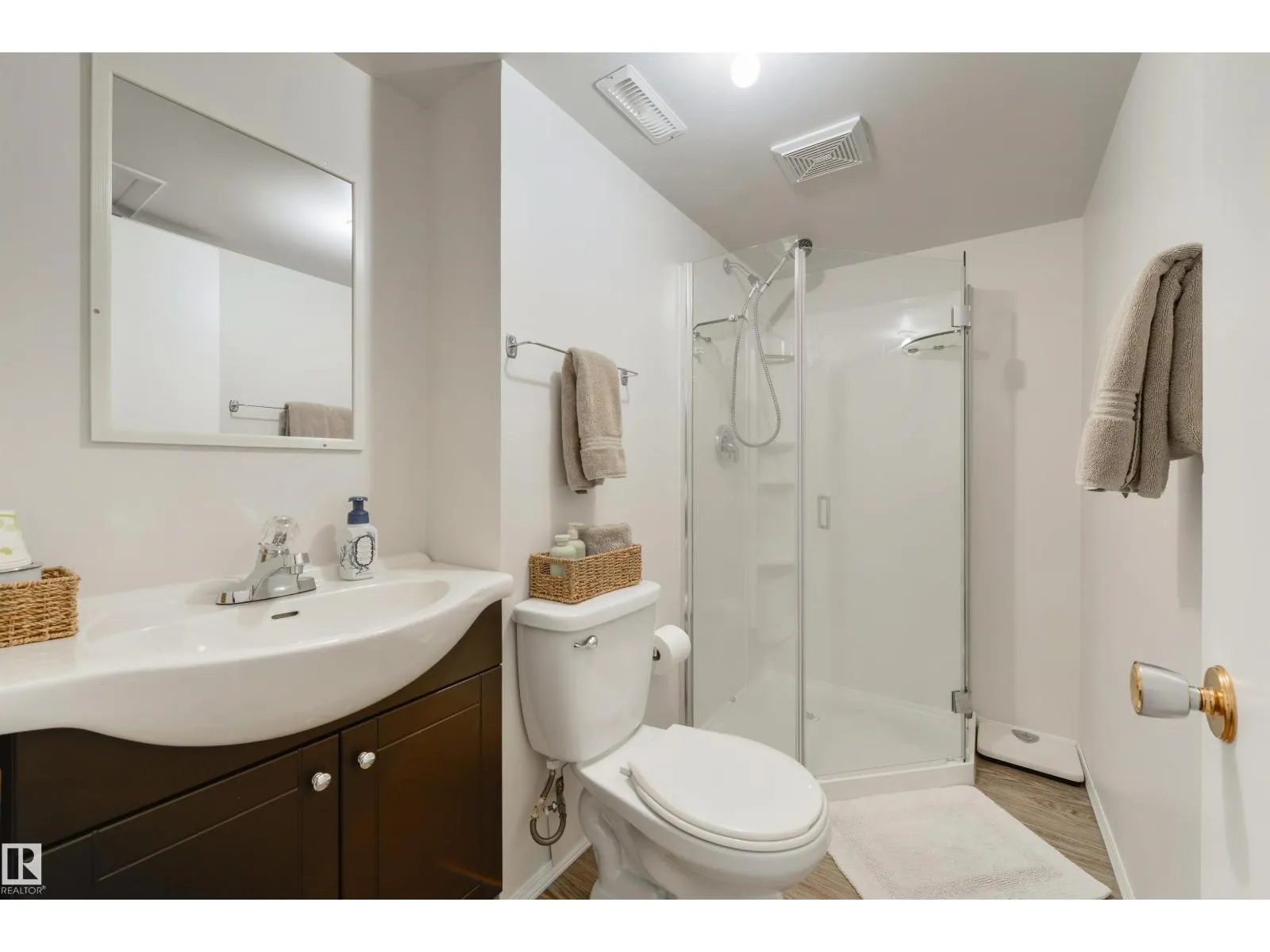 10524 35 AV NW