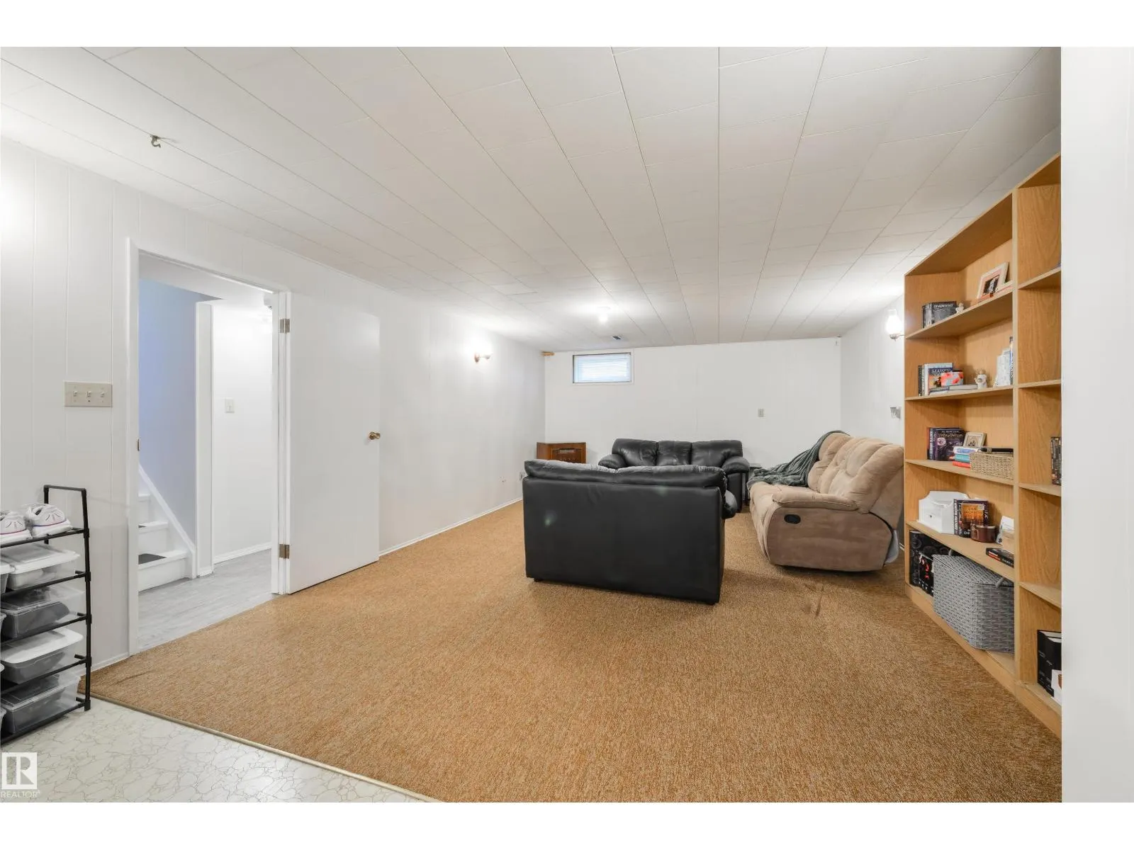10524 35 AV NW