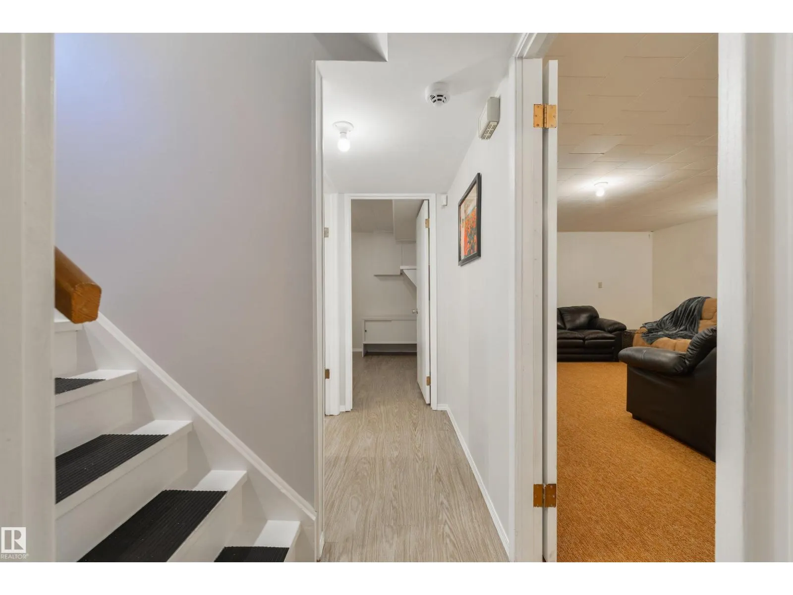 10524 35 AV NW