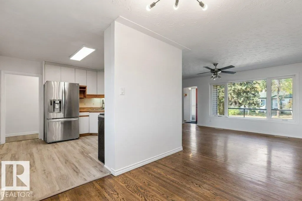 6015 107 ST NW