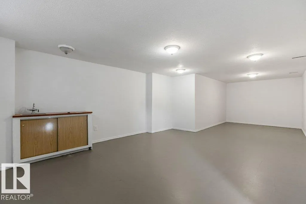 6015 107 ST NW