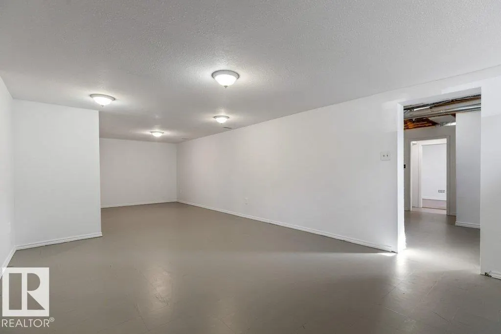 6015 107 ST NW