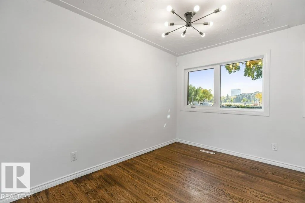 6015 107 ST NW
