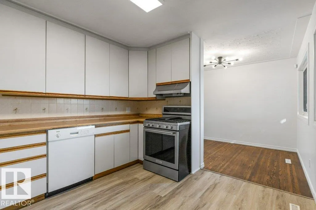 6015 107 ST NW