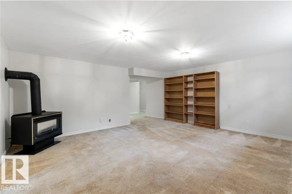 405 GRANDIN DR