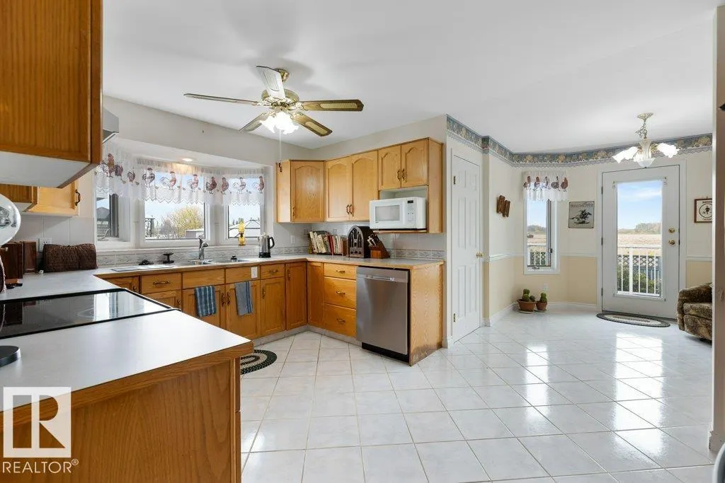 405 GRANDIN DR