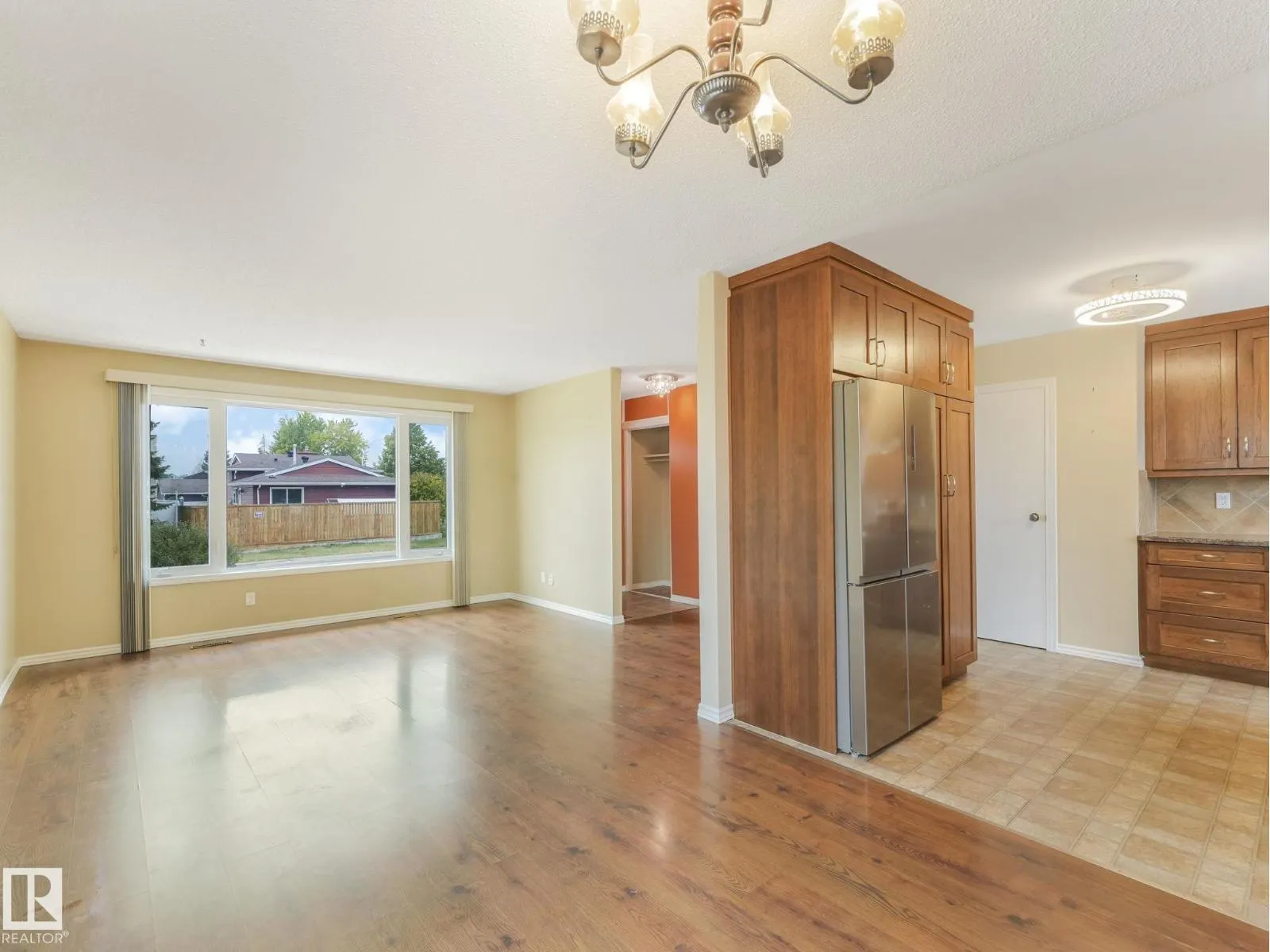 13547 24 ST NW