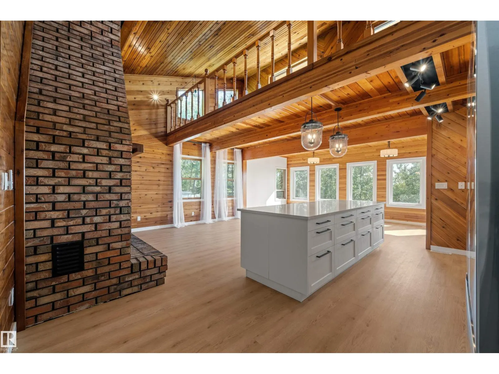 51380 RGE ROAD 205