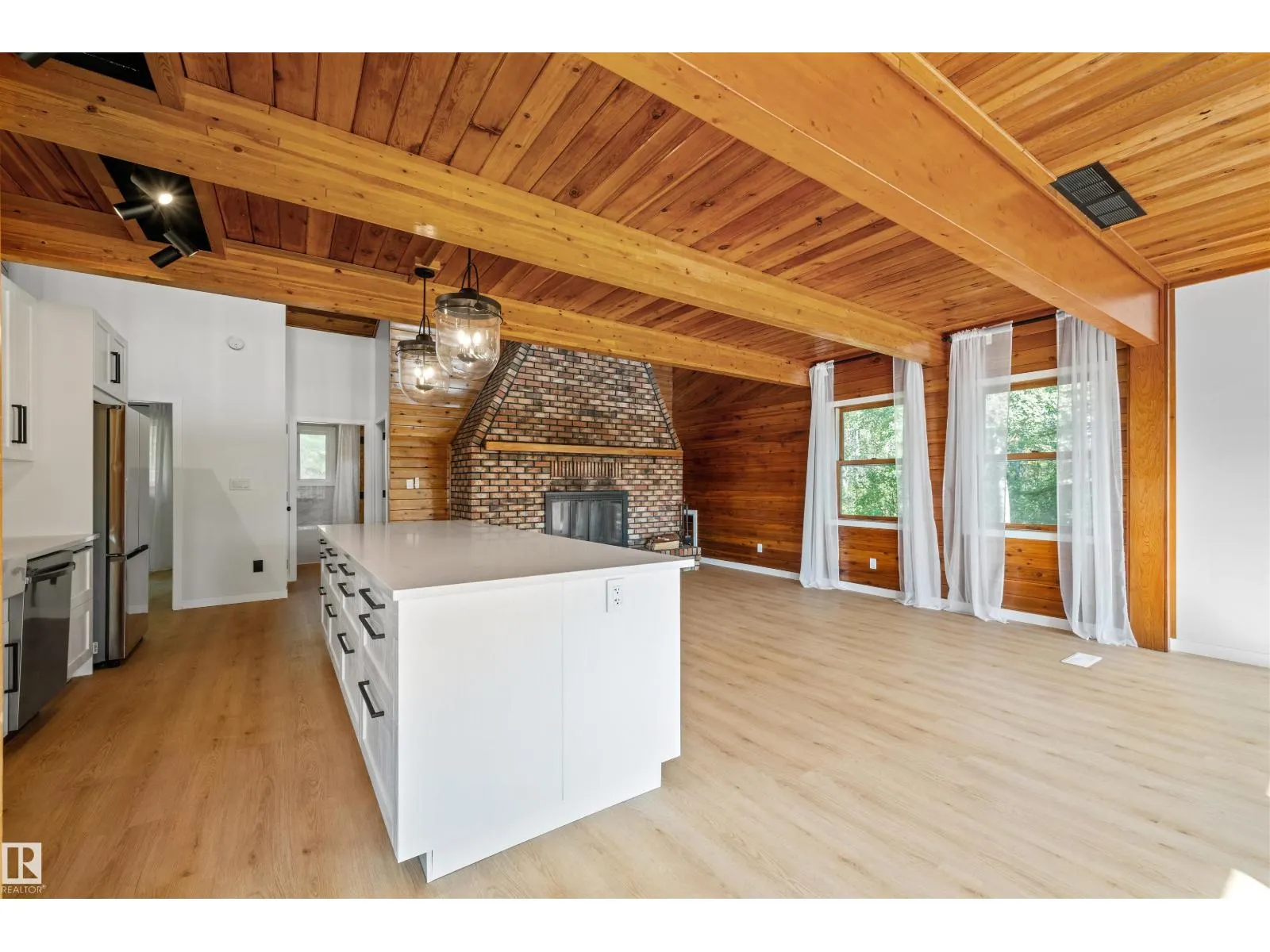 51380 RGE ROAD 205