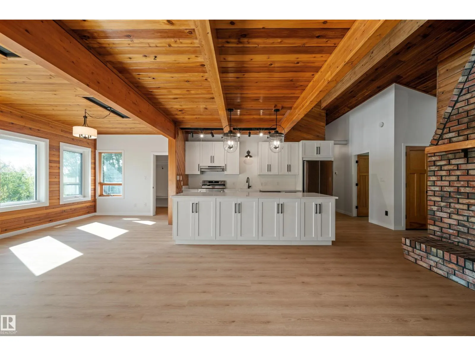 51380 RGE ROAD 205