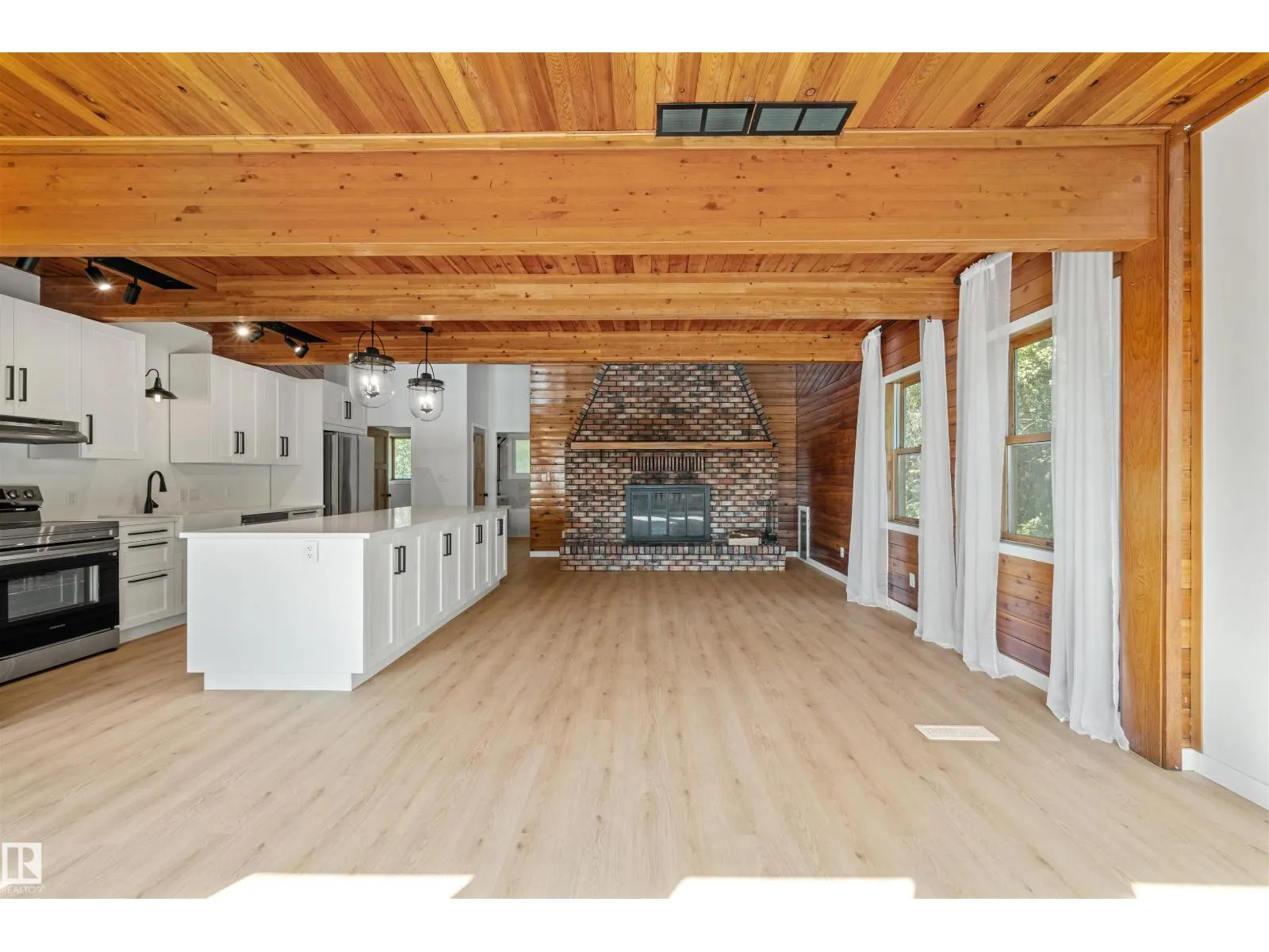 51380 RGE ROAD 205