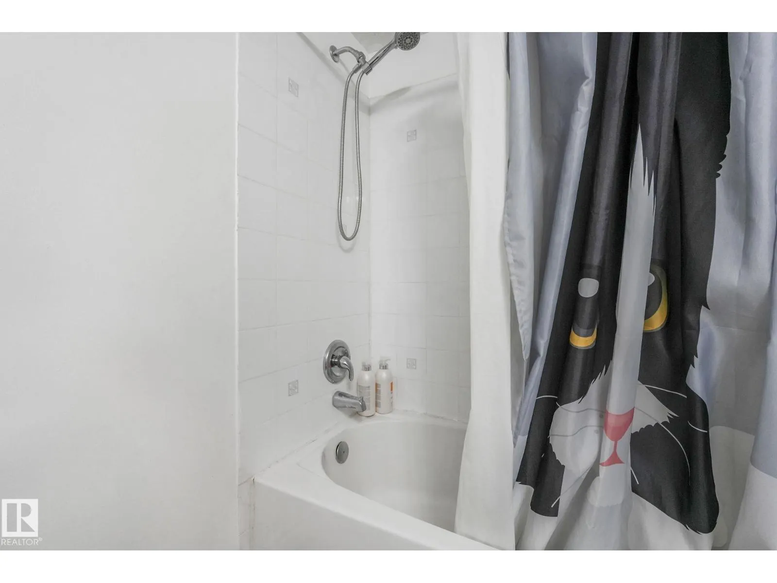#309 10636 120 ST NW