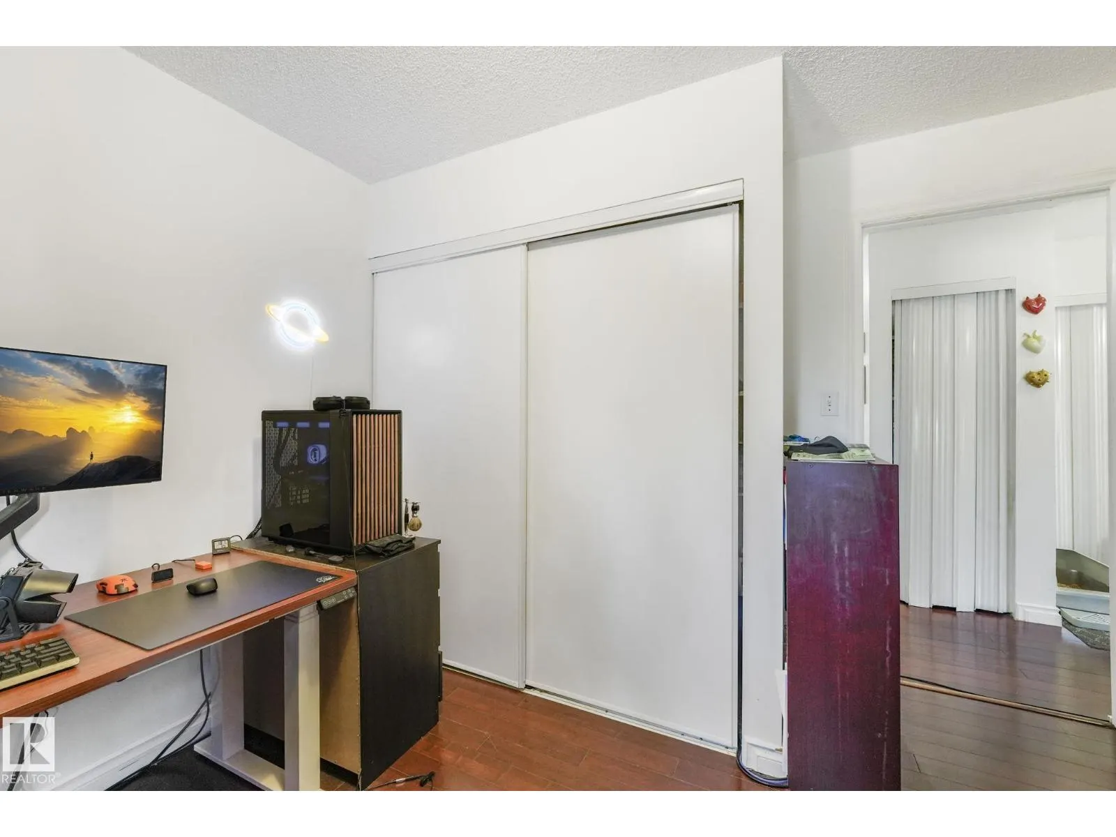 #309 10636 120 ST NW
