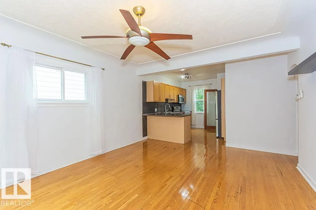12410 90 ST NW