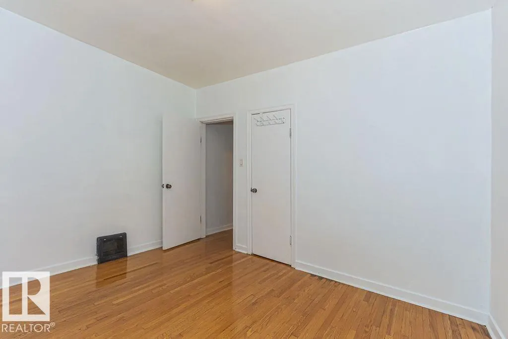 12410 90 ST NW