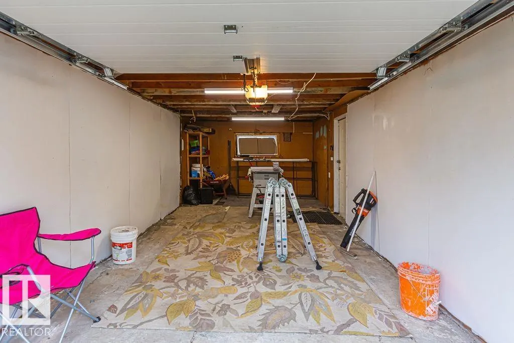 12410 90 ST NW