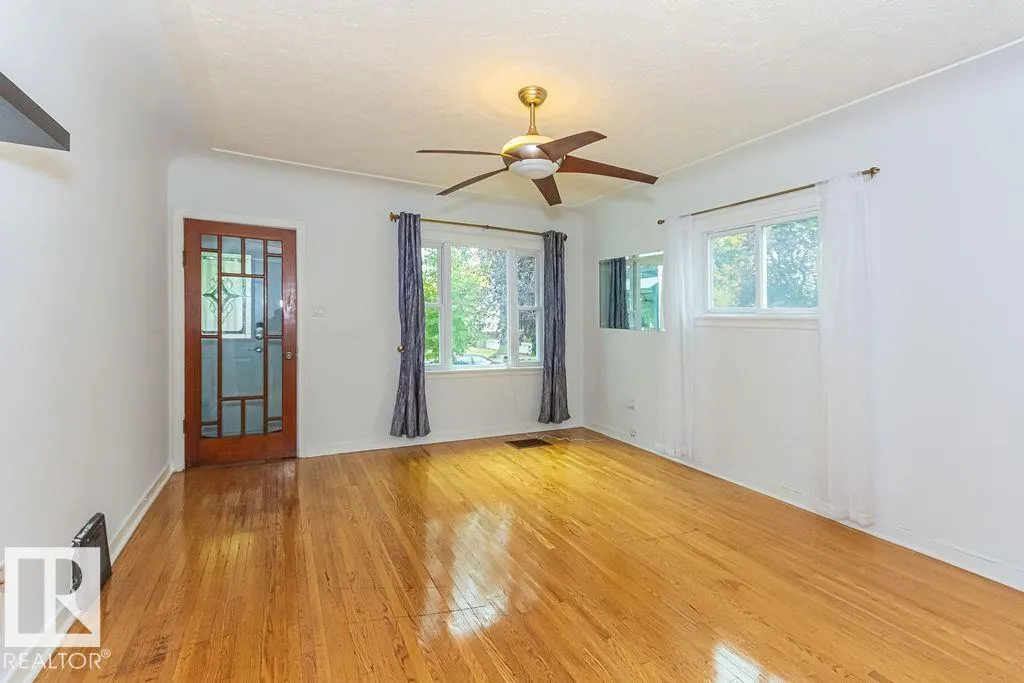 12410 90 ST NW