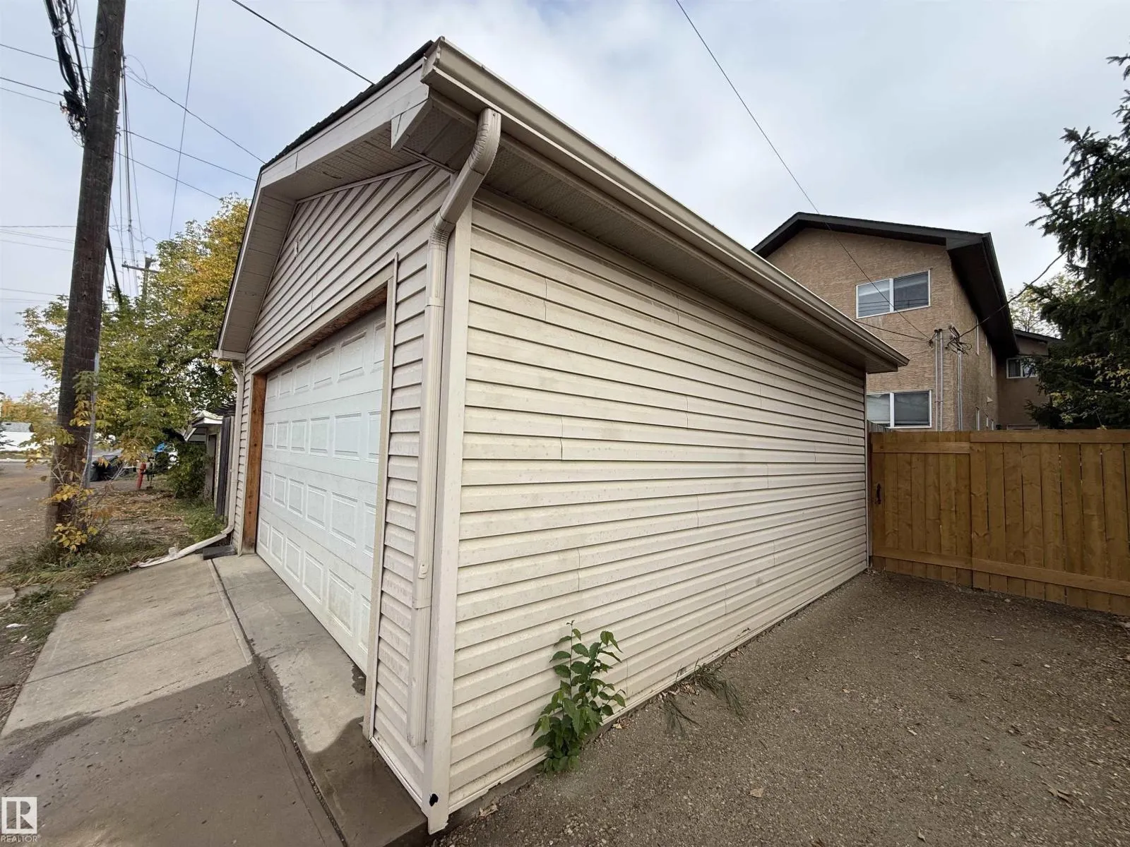11438 97 ST NW