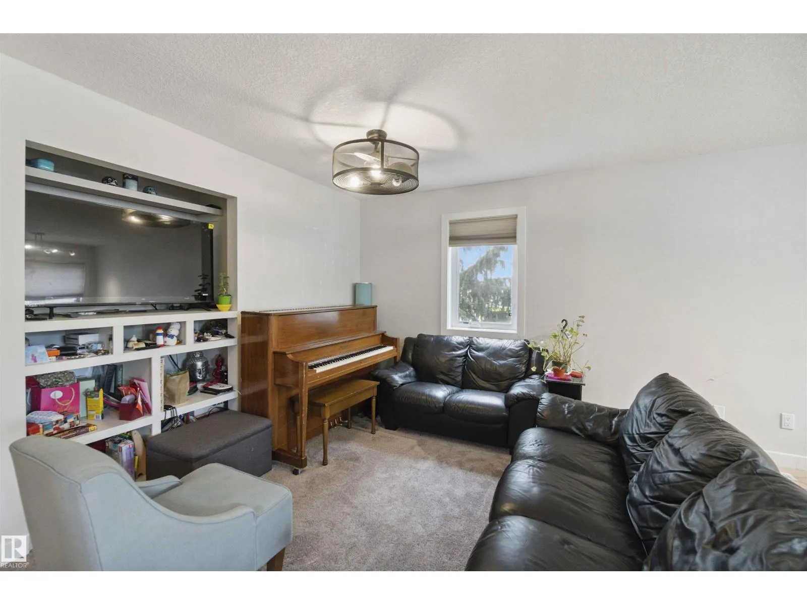 11438 97 ST NW