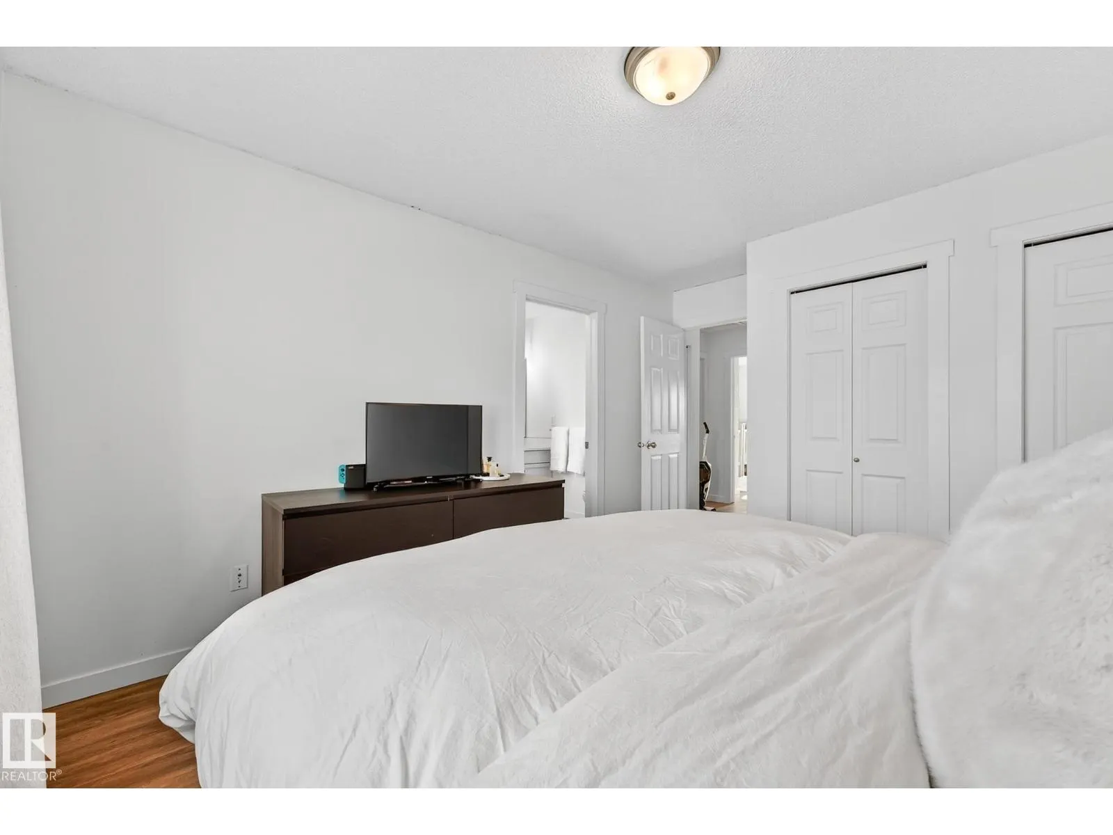 1415 MCMILLIAN WY SW
