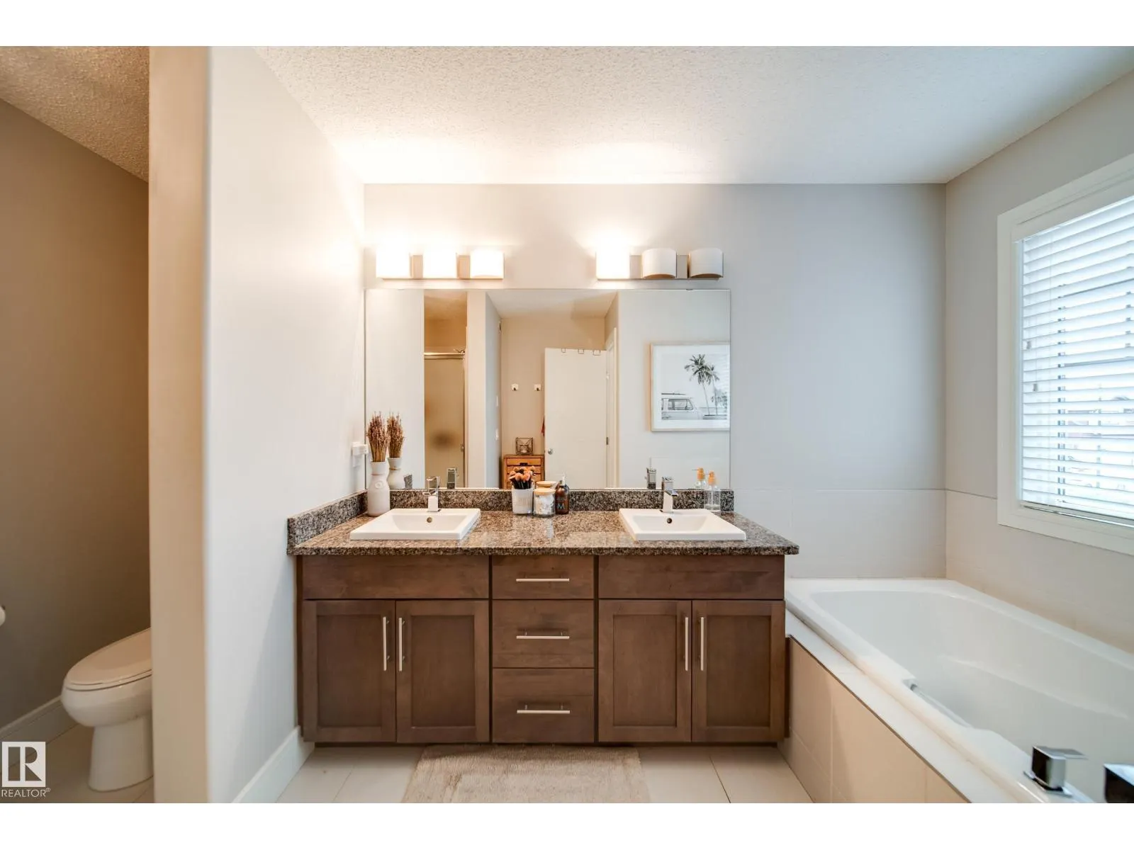 4373 CRABAPPLE CR SW