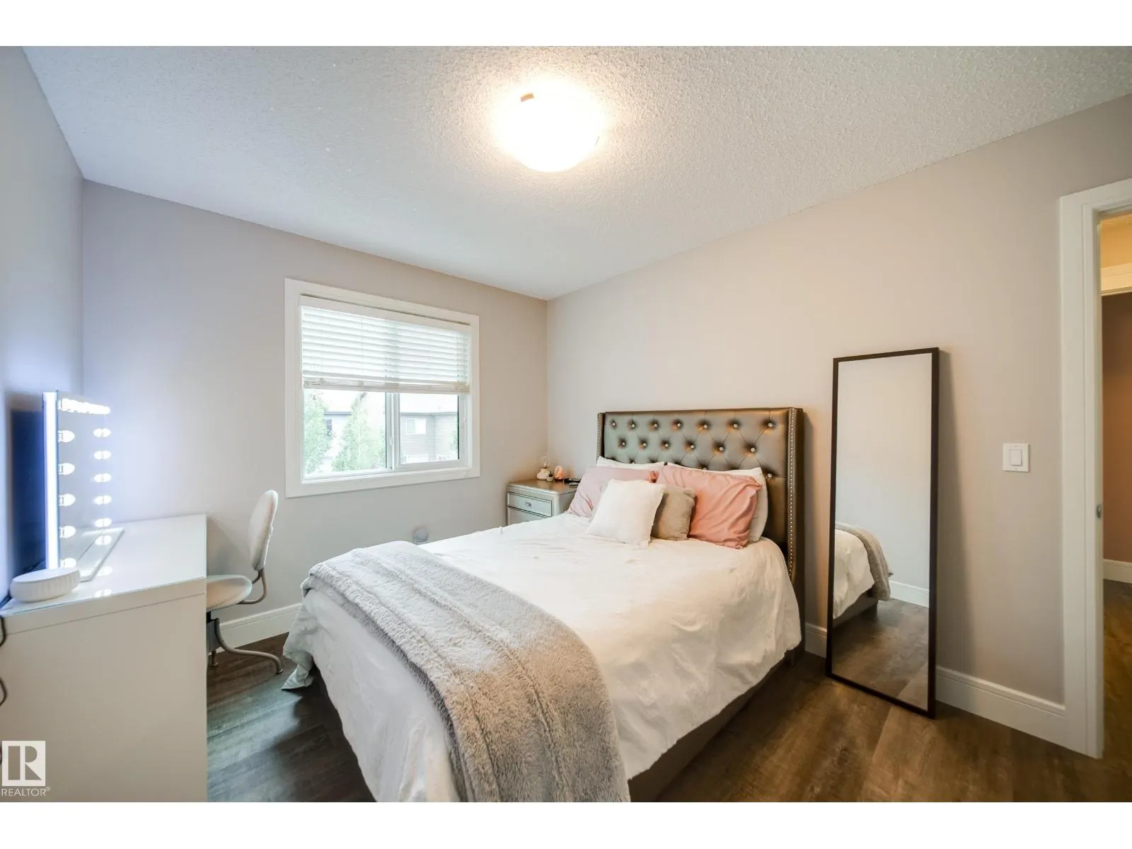 4373 CRABAPPLE CR SW