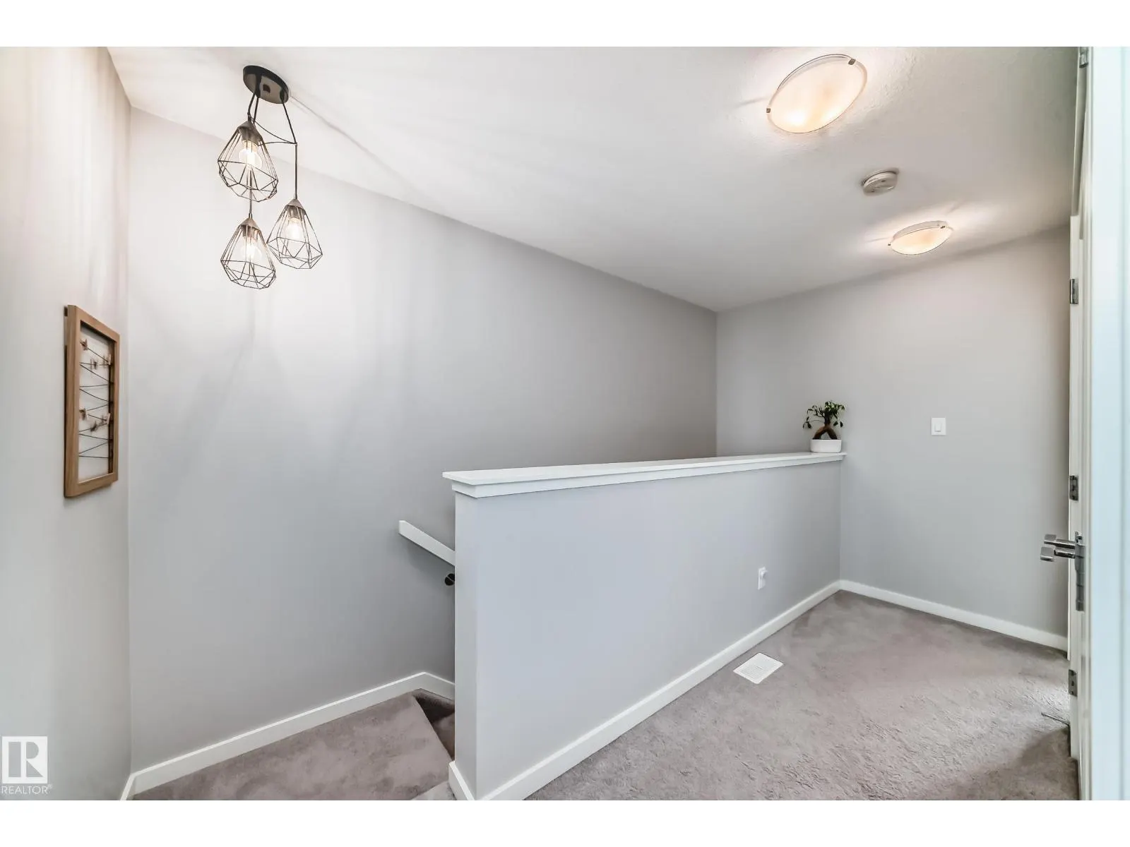 1746 KEENE CR SW