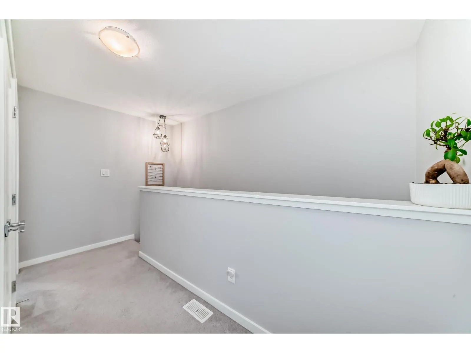 1746 KEENE CR SW
