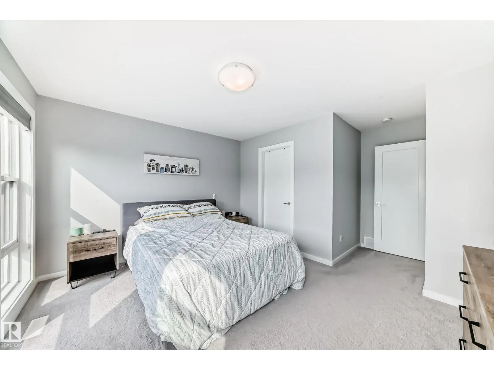 1746 KEENE CR SW