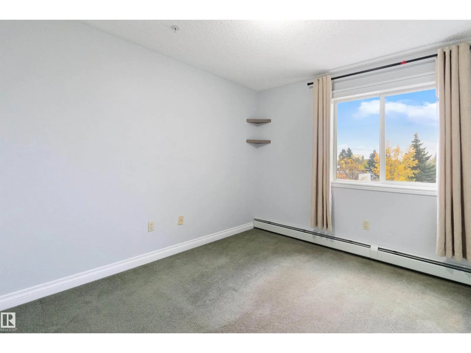 #304 11446 40 AV NW
