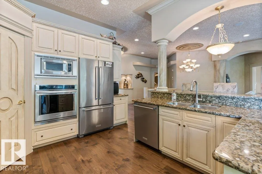 62 KINGSFORD CR