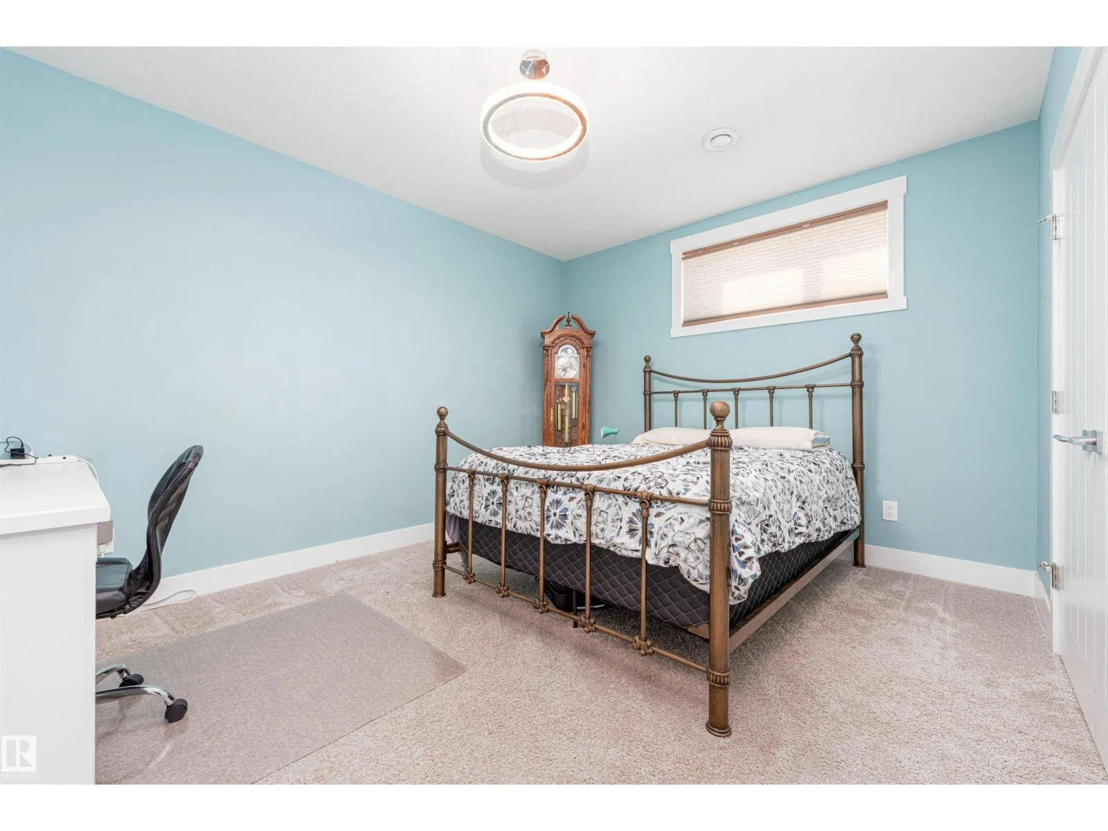 #15 26328 Township Road 532A