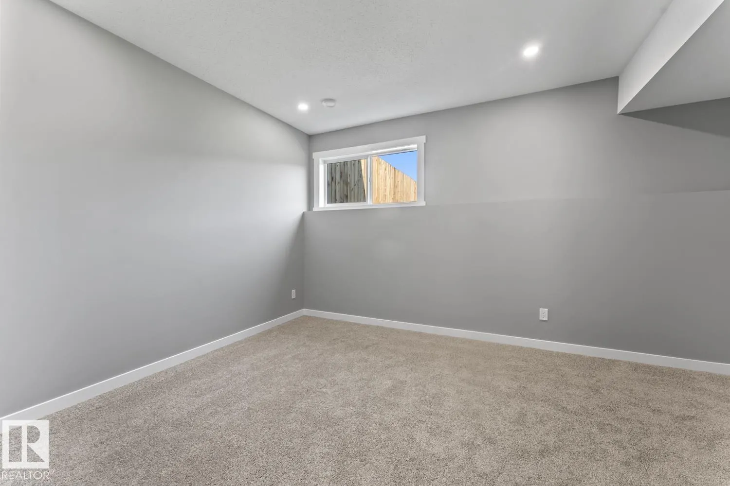 6823B Tri City WY