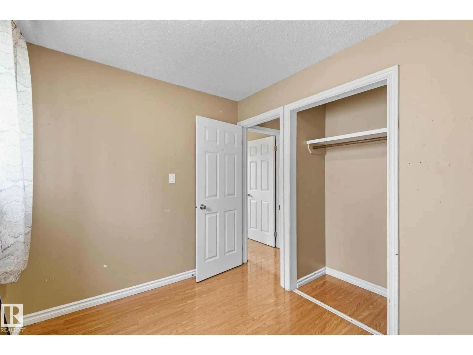 11736 152 AV NW NW