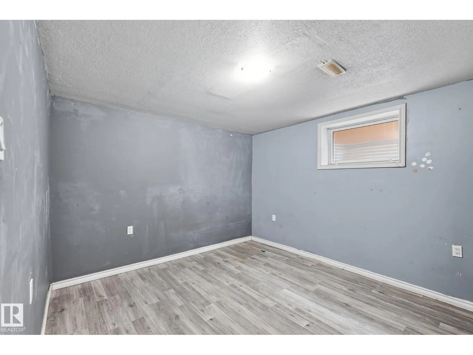 11736 152 AV NW NW