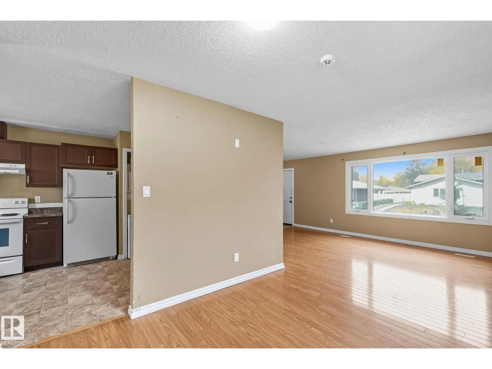 11736 152 AV NW NW