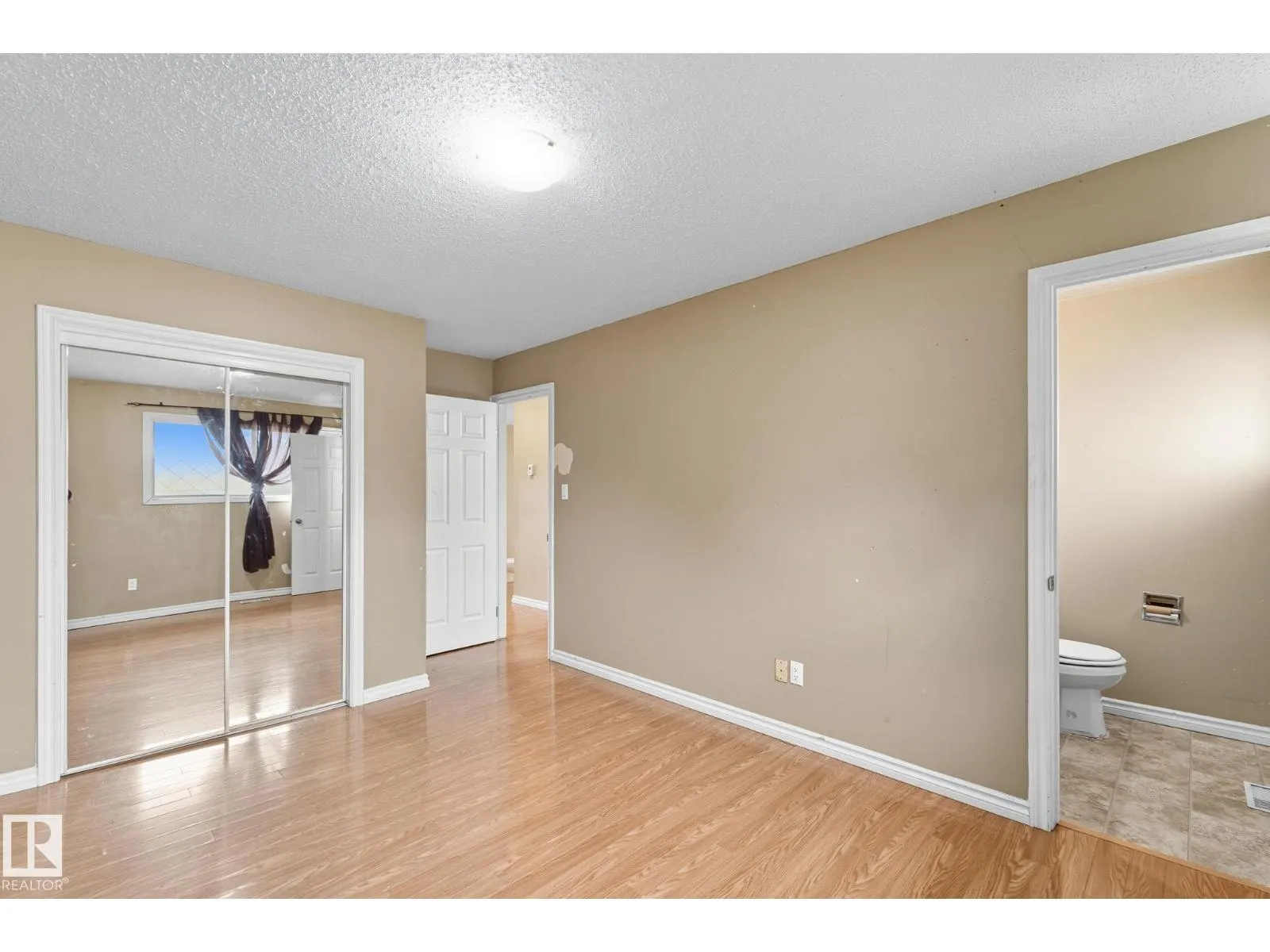 11736 152 AV NW NW
